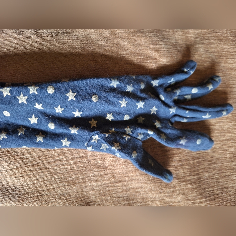 Betsey Johnson Black and Gold 80s Vintage Star Pattern Gloves